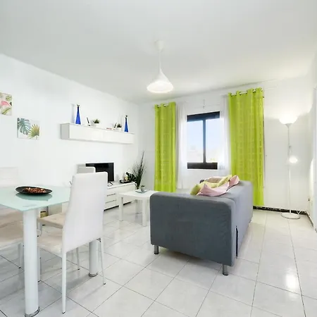 Casa Atassara A 500m De La Playa Wifi Con Fibra Holiday home Puerto del Carmen (Lanzarote)